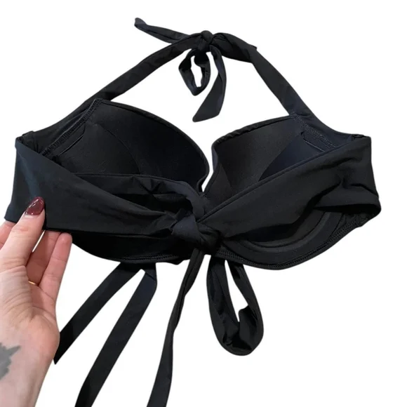 Victoria's Secret Women's Black Bikini Sets - Picture 5 of 8